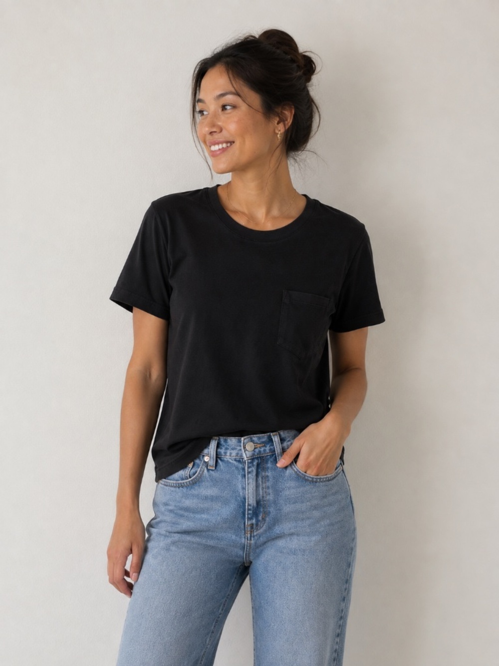 Caslon Black T-Shirt